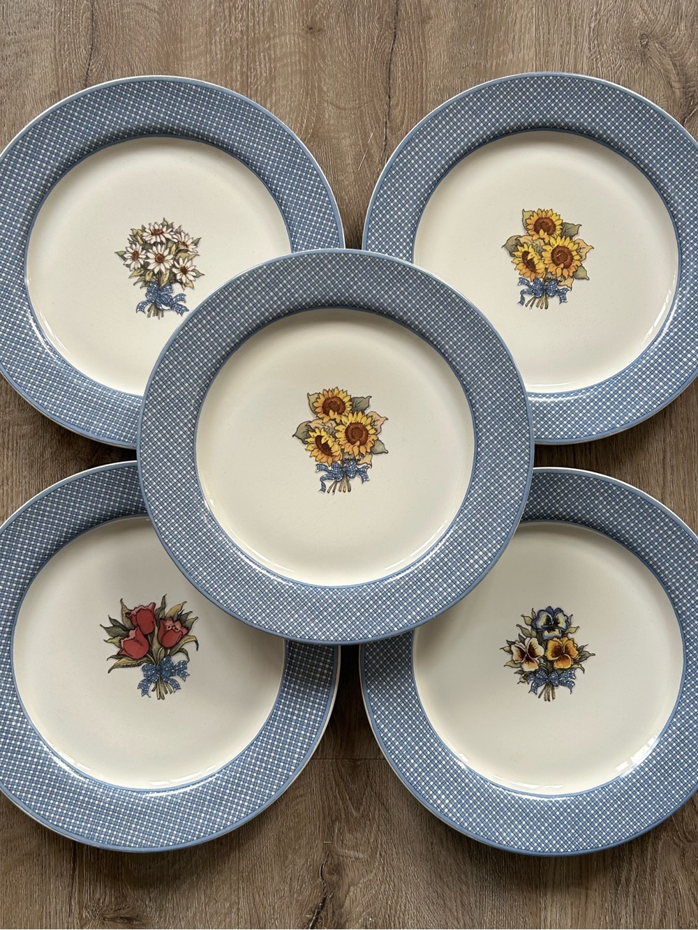 Vintage Farmehouse Blue Susan Winget Dinner Plates -1996 Set of 5